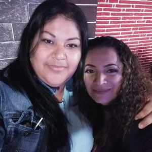 Meet your Posher, Yadira